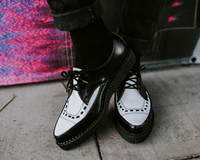 Two-tone Pointed Creepers