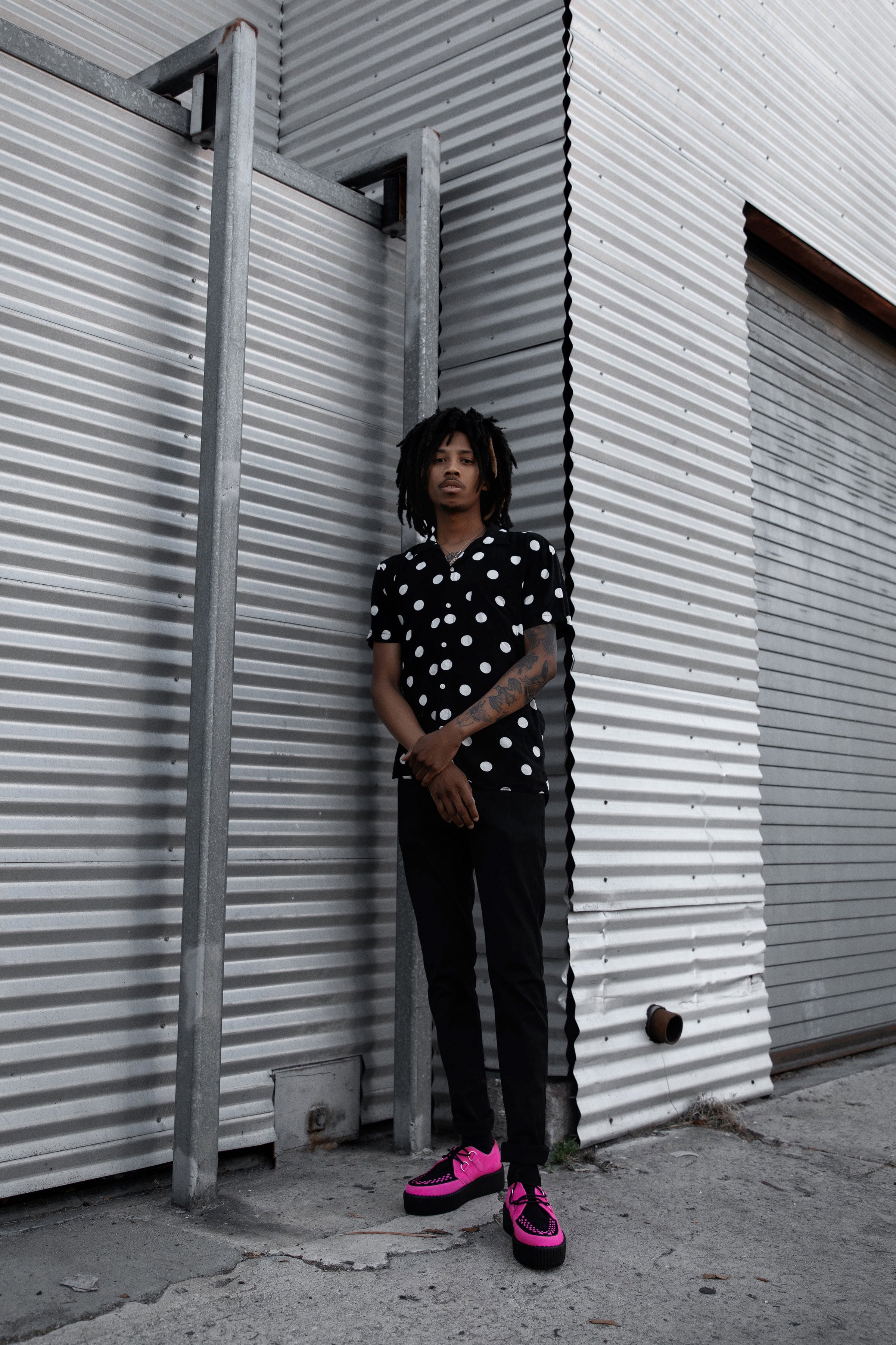 Neon Pink & Black Suede Viva Mondo Creeper