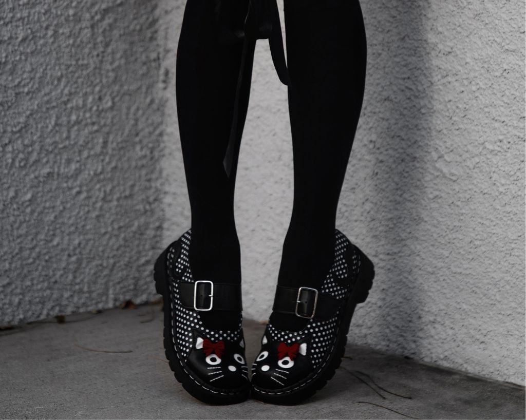 Black Polka Dot Kitty Mary Jane