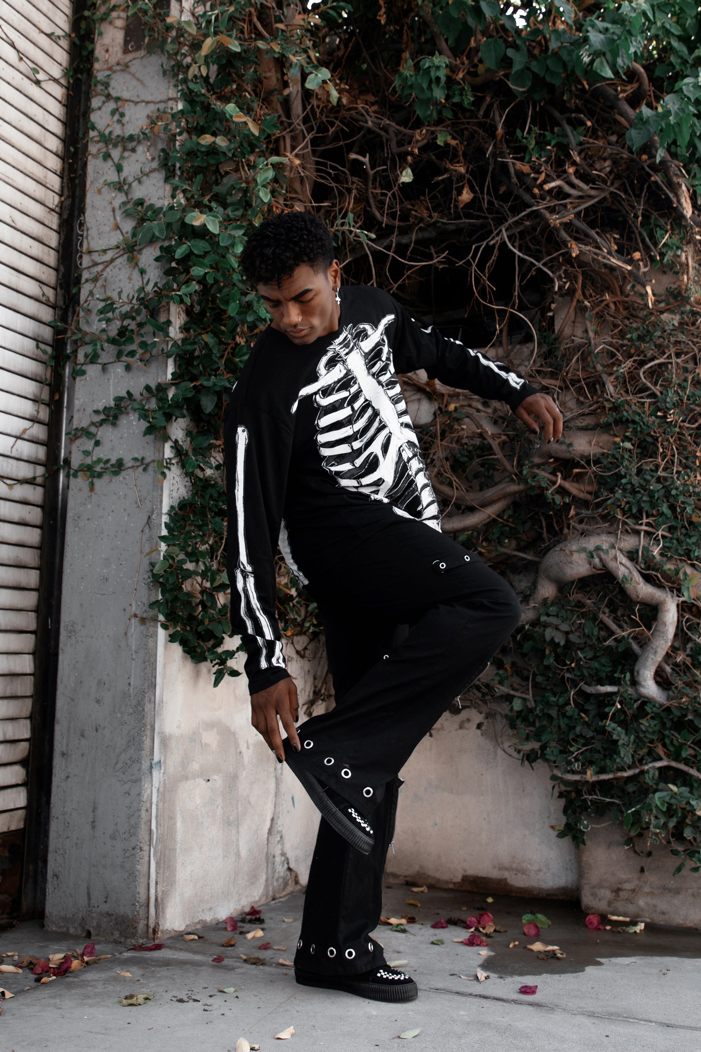 Black & White Suede Lace-Up Creeper Sneaker