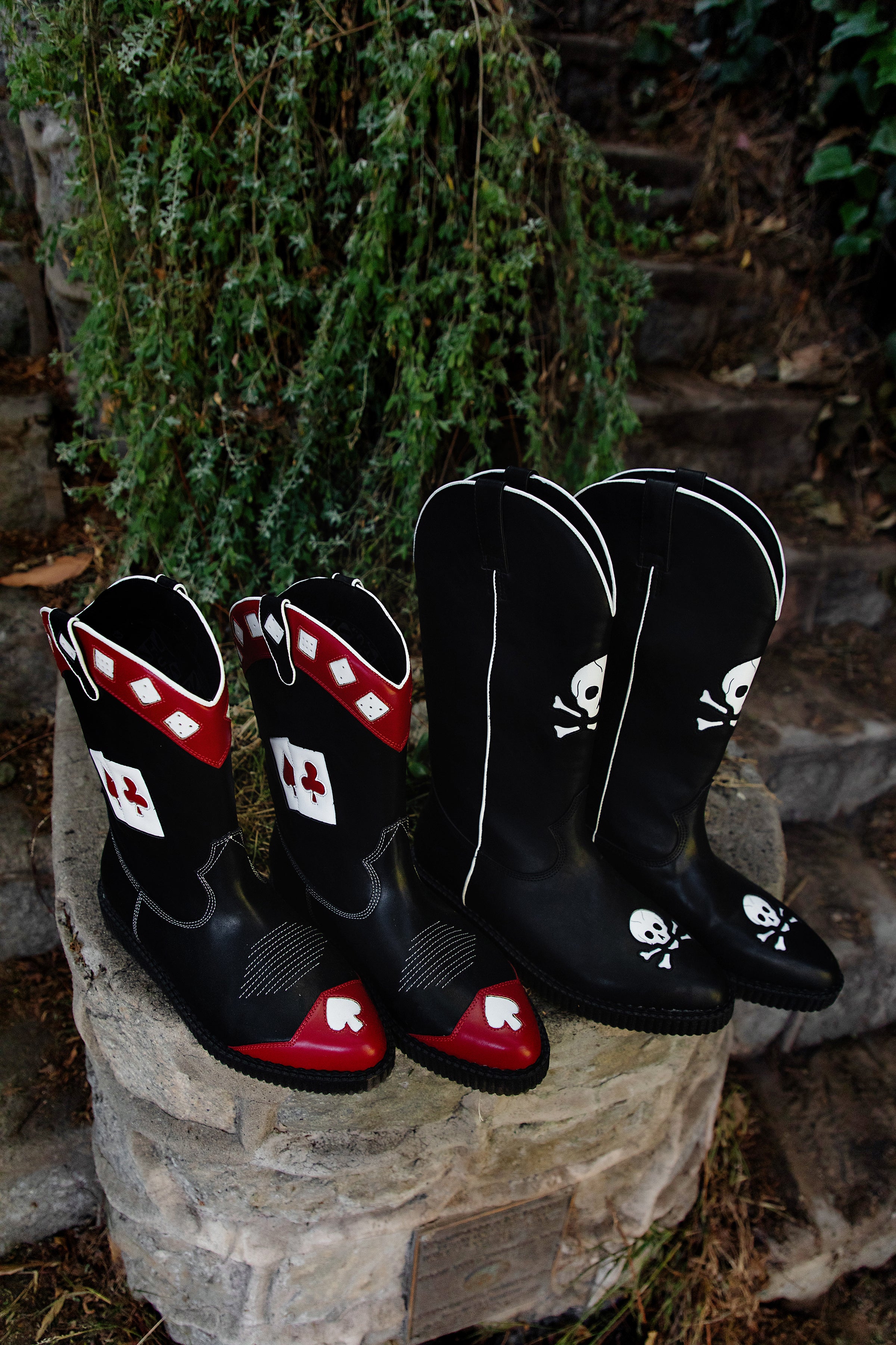 Black Skull Western Creeper Boot