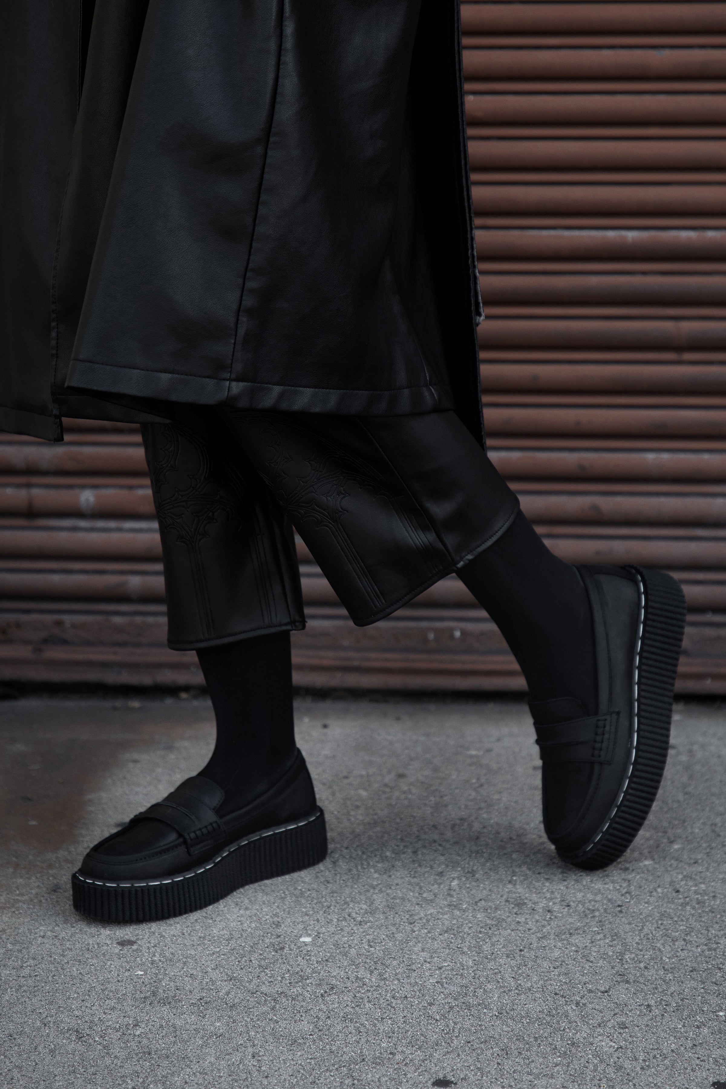 Black Waxy Leather Loafer Vintage Creeper