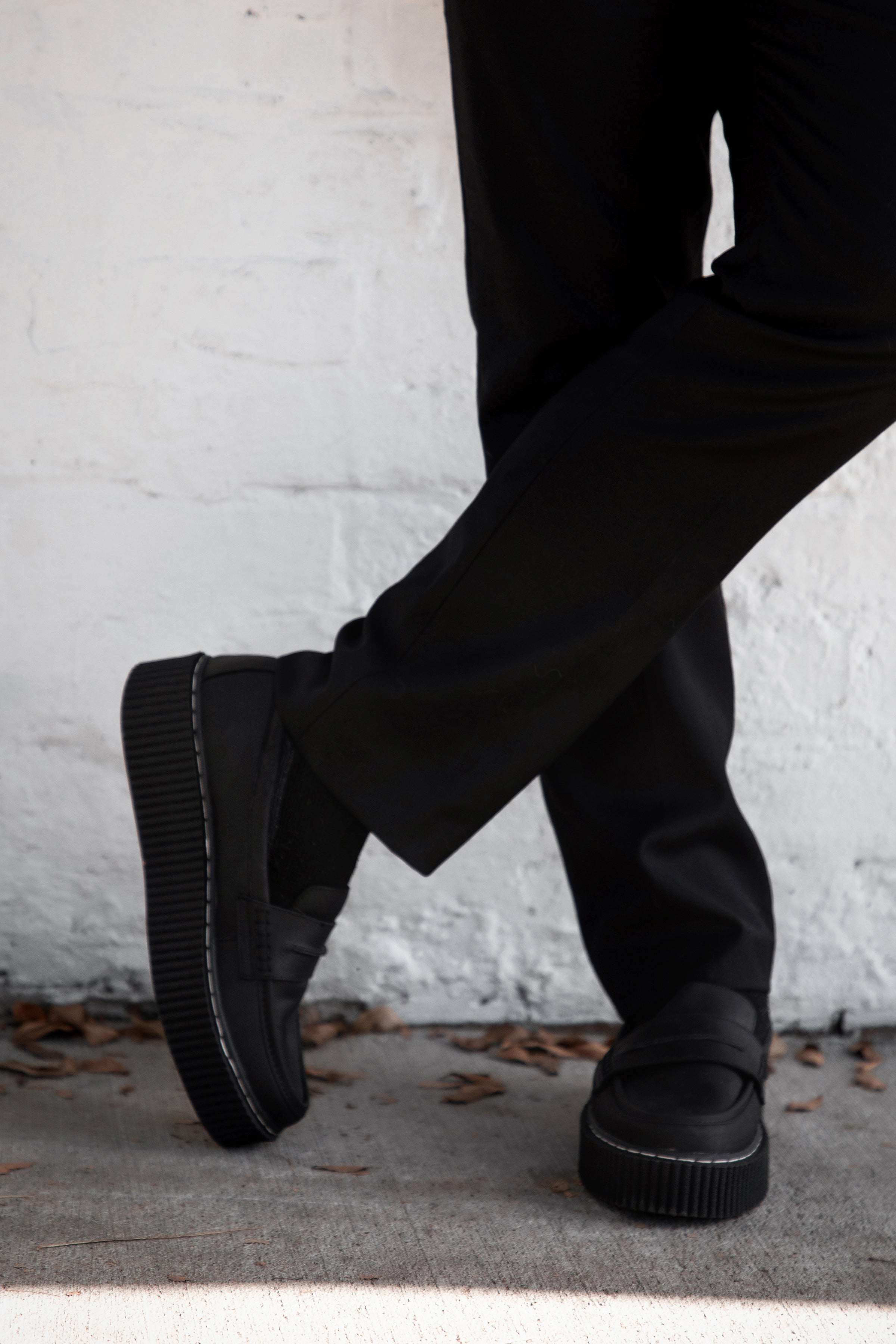 Black Waxy Leather Loafer Vintage Creeper