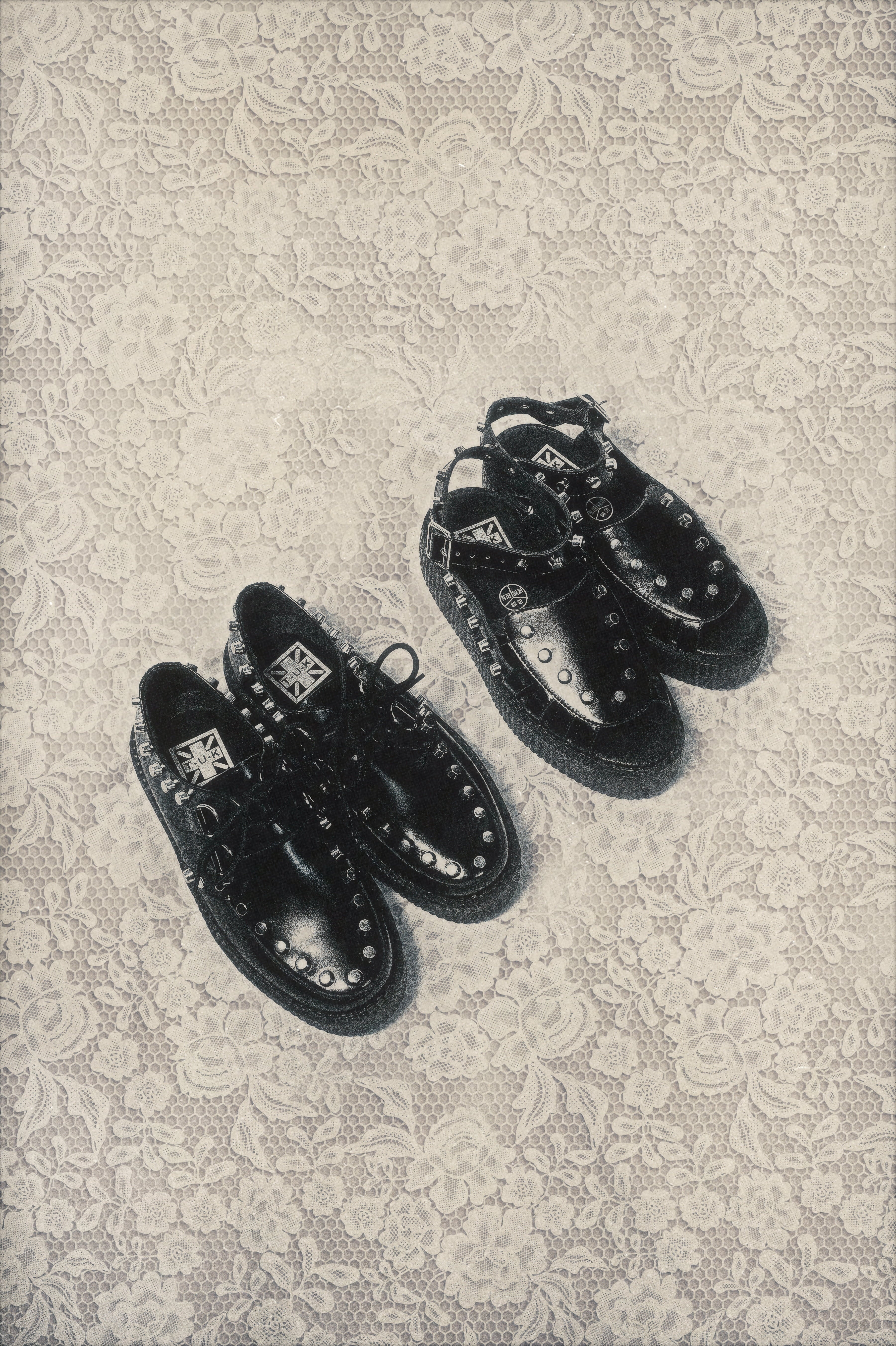 Black Leather Flat Studded Viva Mondo Sandal