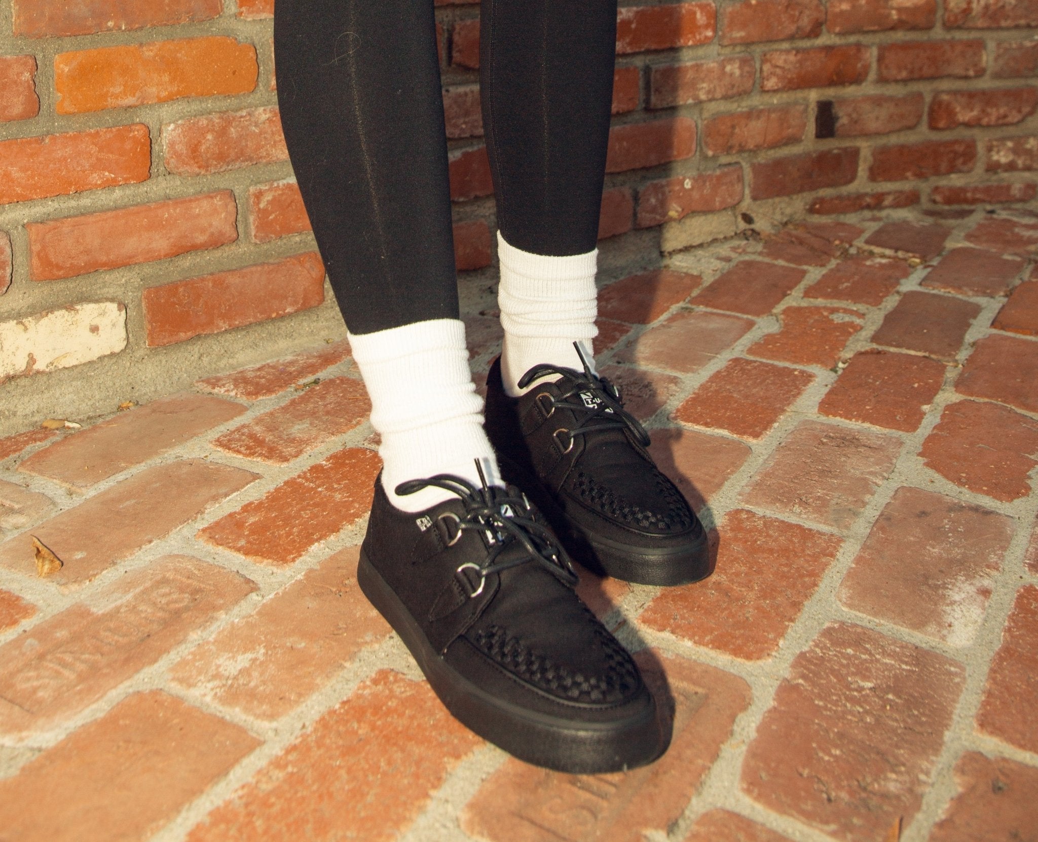A3226 Black Basic Twill Interlace Sneaker