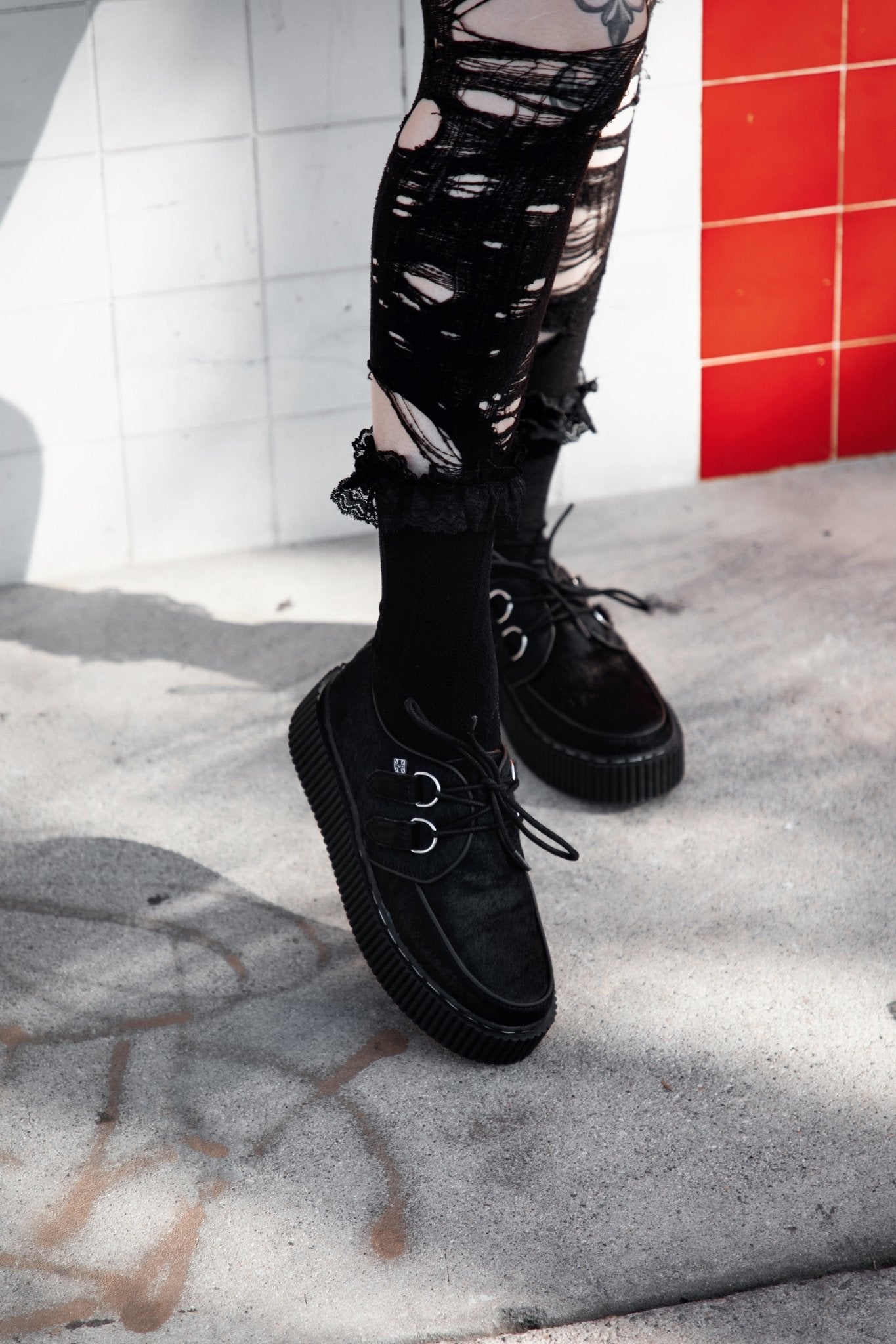 G3455 Black Cow Hair Vintage Creeper