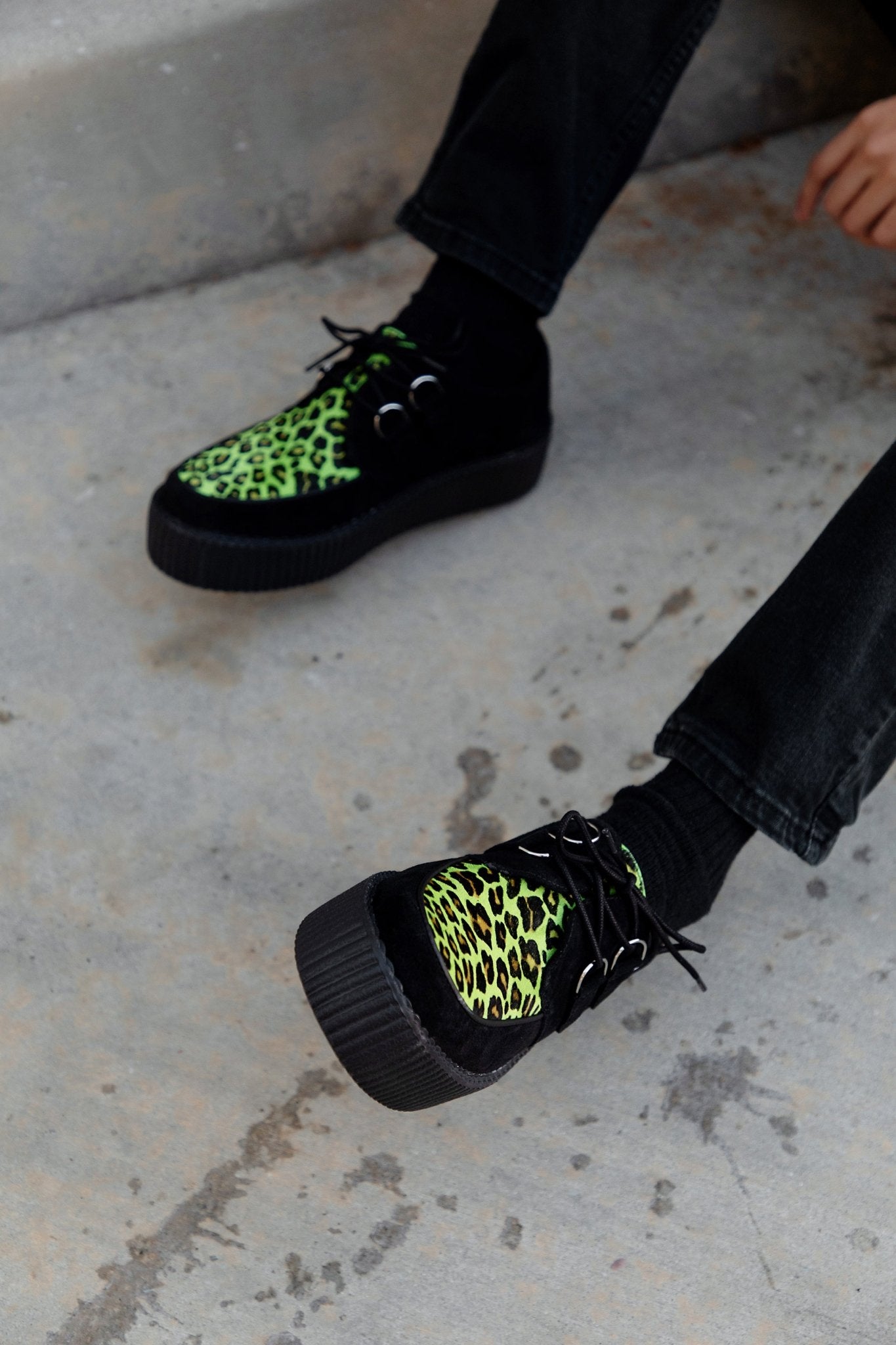 V3412 Black & Green Leopard Suede Mondo Creeper