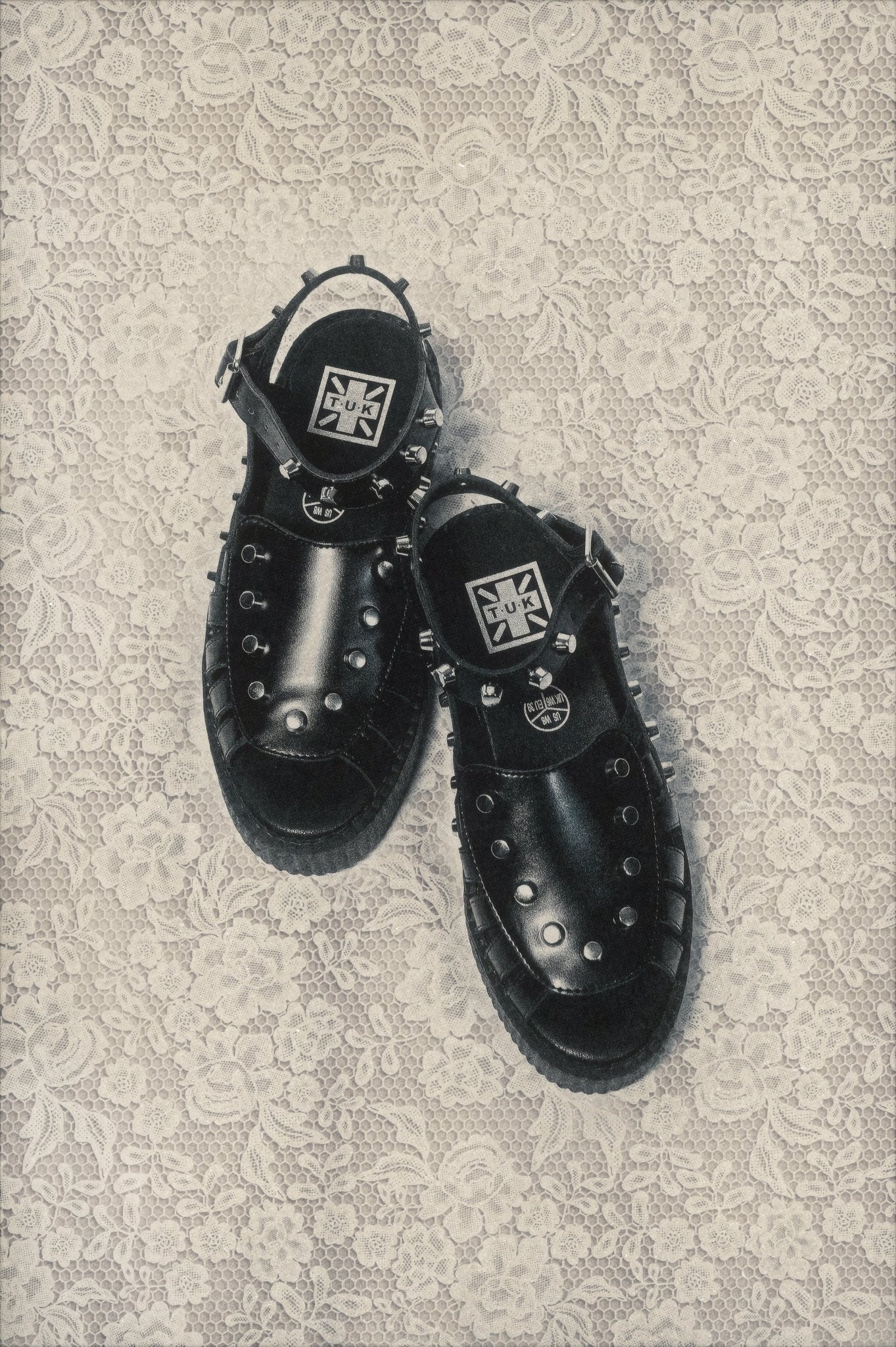 Black Leather Flat Studded Viva Mondo Sandal - T.U.K.V3494L-05