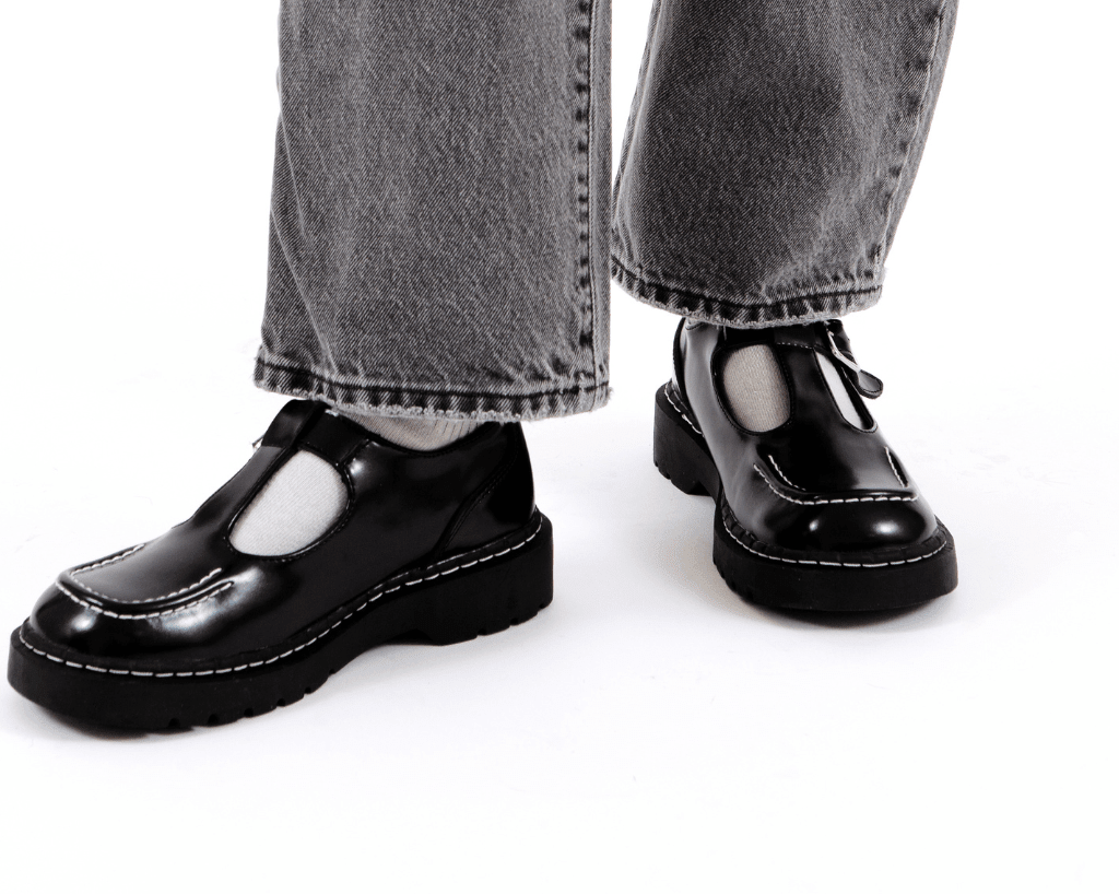 T2346 Black Leather T-Bar Mary Jane