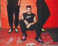 A3148 Black & Neon Pink Sneaker