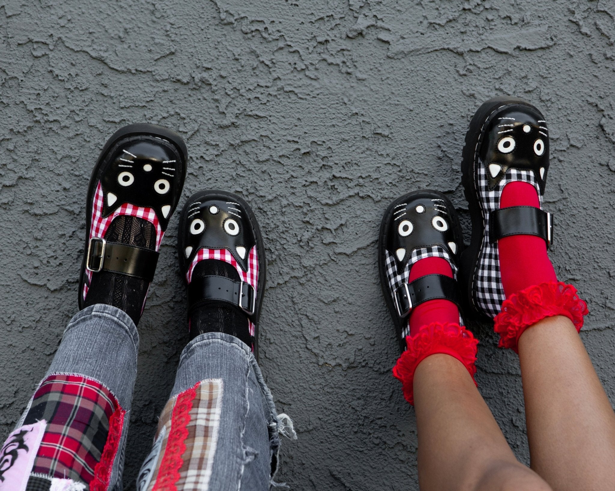 T2364 Black & Red Gingham Kitty Mary Jane