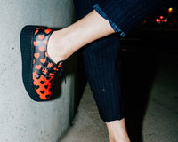 V3258 Black & Red Hearts Viva Mondo Creeper