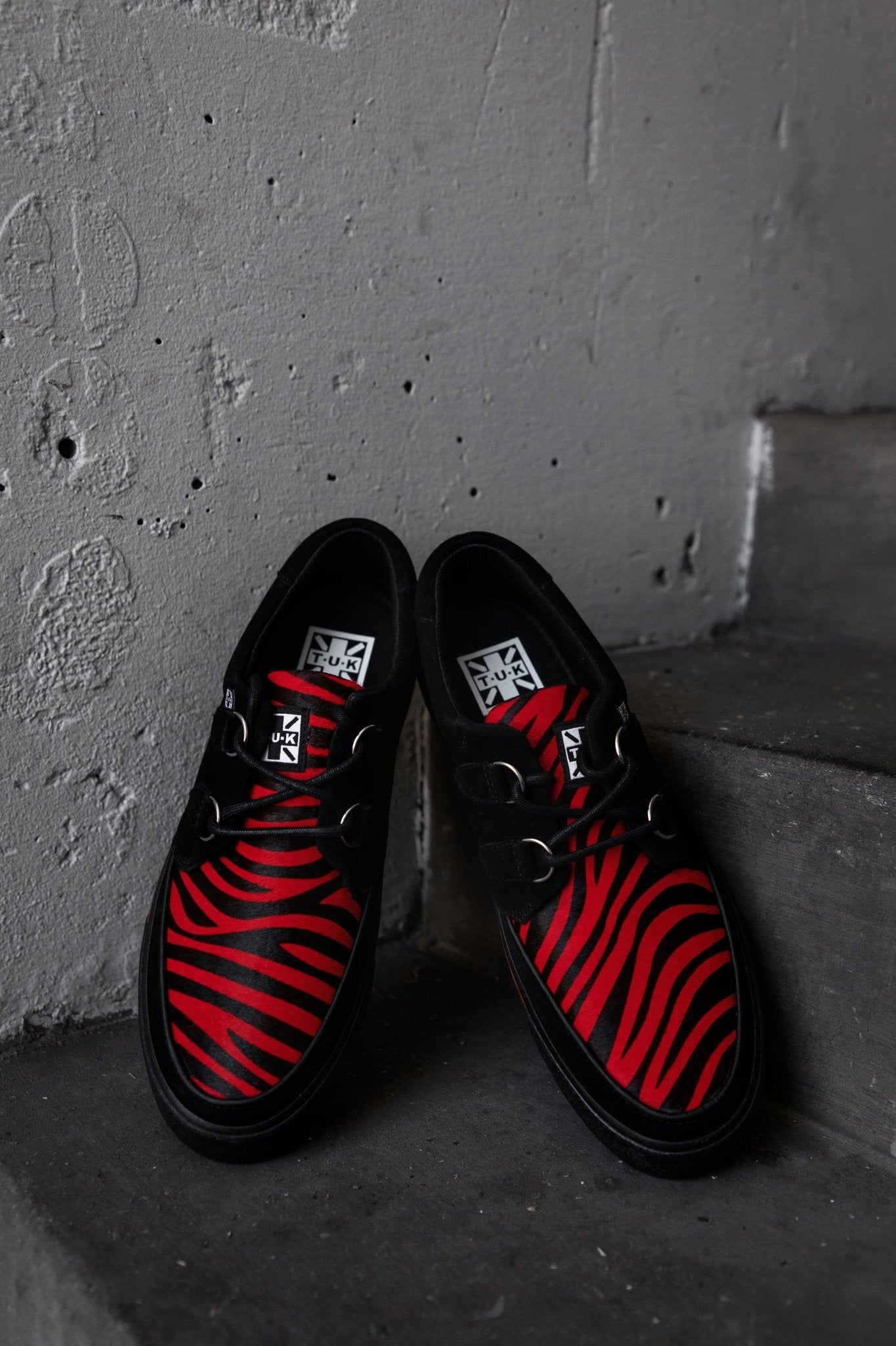 A3400 Black &Red Zebra Suede Creeper Sneaker