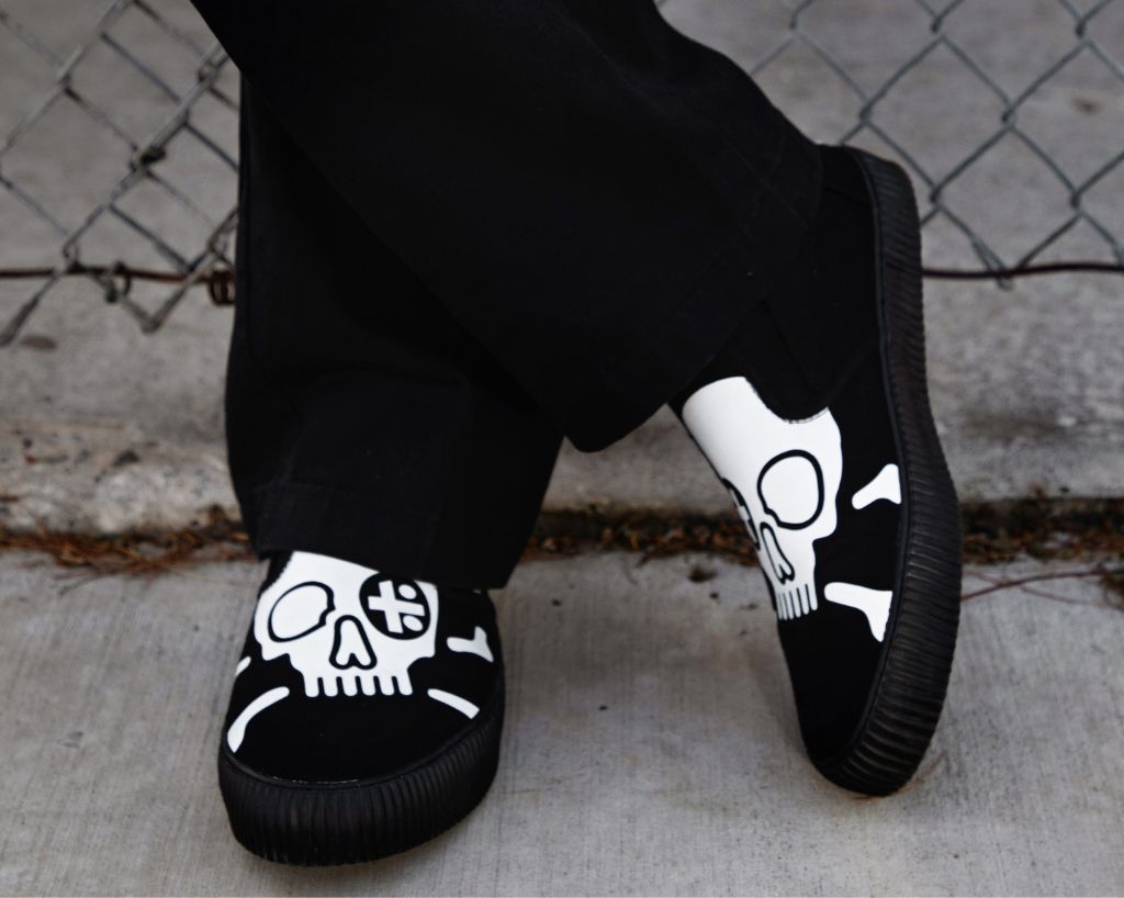 A3352 Black Skull Canvas Slip-On Sneaker