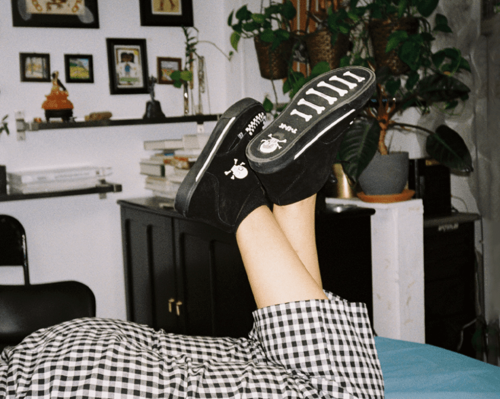 A3155 Black Suede 5-Eye Pirate Sneaker