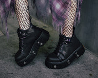 A3334 Black TUKskin Bolt Airship Boot