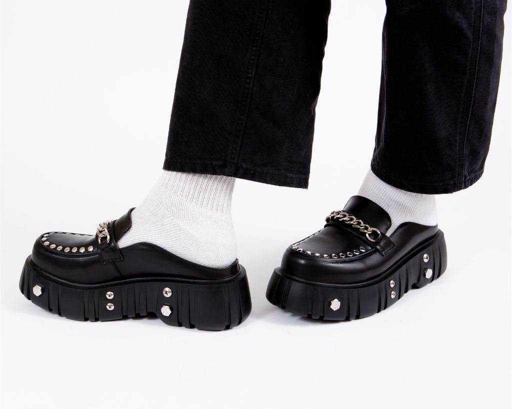 A3380 Black TUKskin Chain Airship Mule