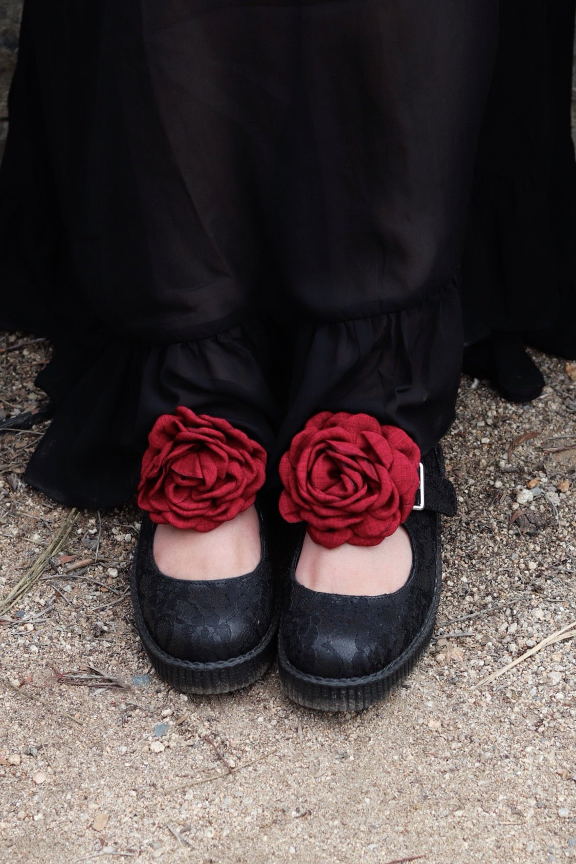 F3406L Black TUKskin Flower Lace Viva Low Mary Jane