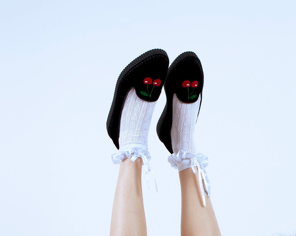 A3338L Black Velvet Cherry Ballet Flat