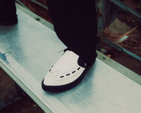 A3206 Black & White Slip-On Creeper
