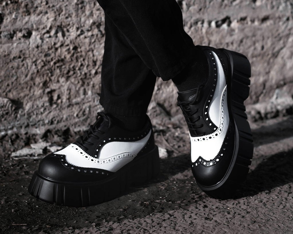 T2338 Black & White TUKskin™ Anarchic Airship Brogue