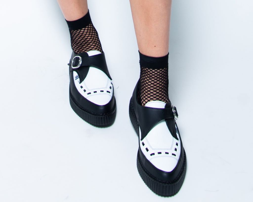 A3228 Black & White TUKskin Pointed Buckle Creeper