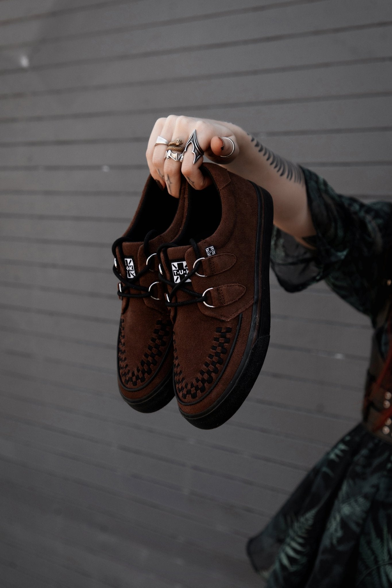 A3433 Brown Suede Creeper Sneaker