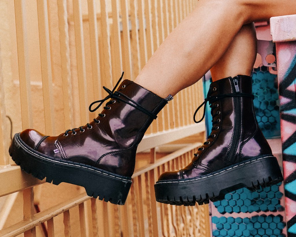A3194 Burgundy Rub-Off 10-Eye Double Decker Boot