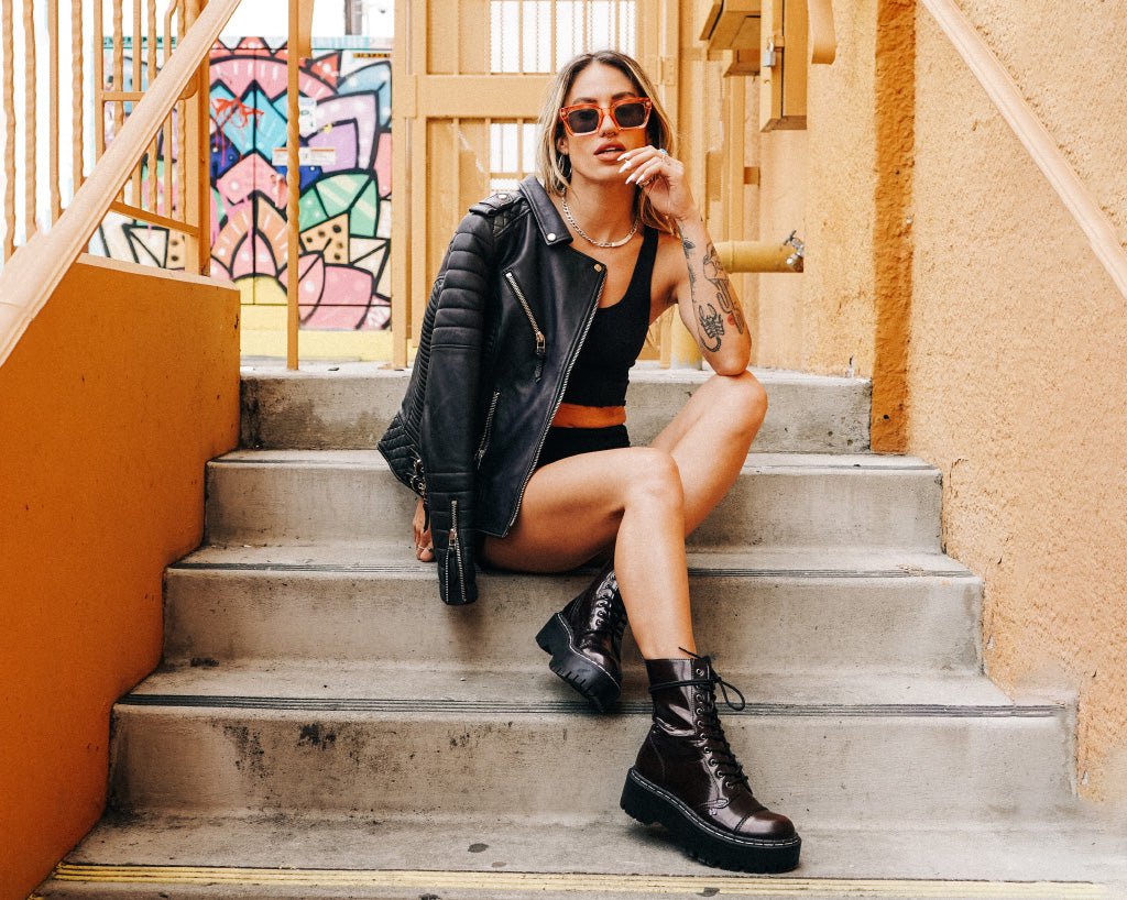 A3194 Burgundy Rub-Off 10-Eye Double Decker Boot