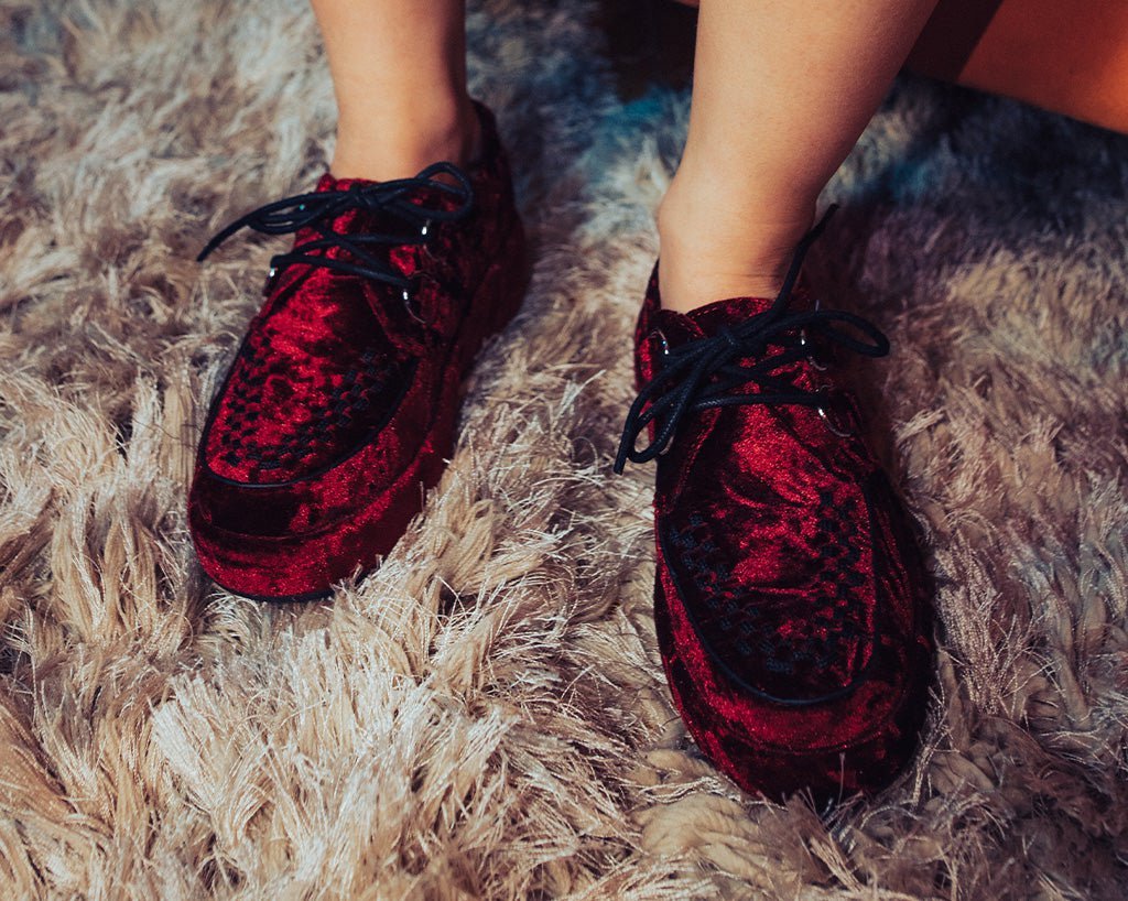 A3240 Burgundy Velvet Wrapped Viva Mondo Creeper