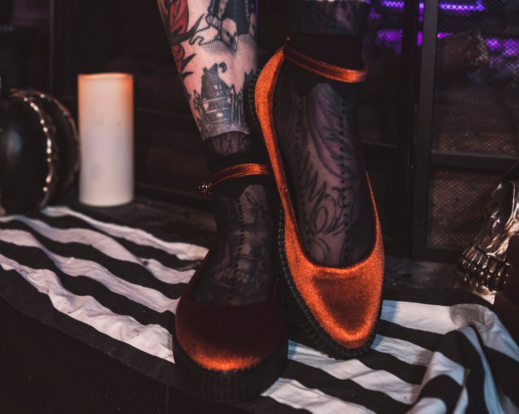 A3283L Burnt Orange Pointed Ballet Creeper