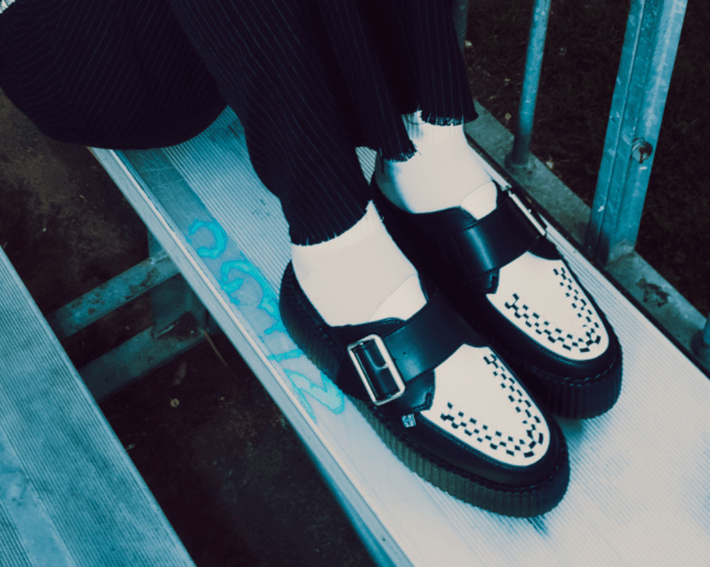 V3197L Classic Two-Tone Creeper Mule