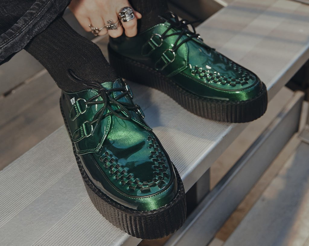 V3201 Emerald Metallic Viva Mondo Creeper