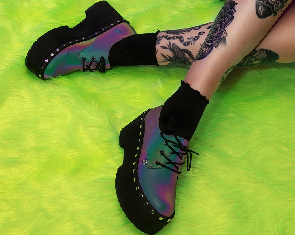 A3297 Midnight Chameleon Dino Flat Platform