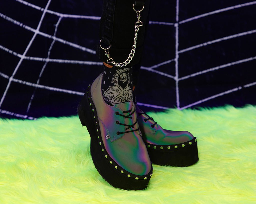 A3297 Midnight Chameleon Dino Flat Platform