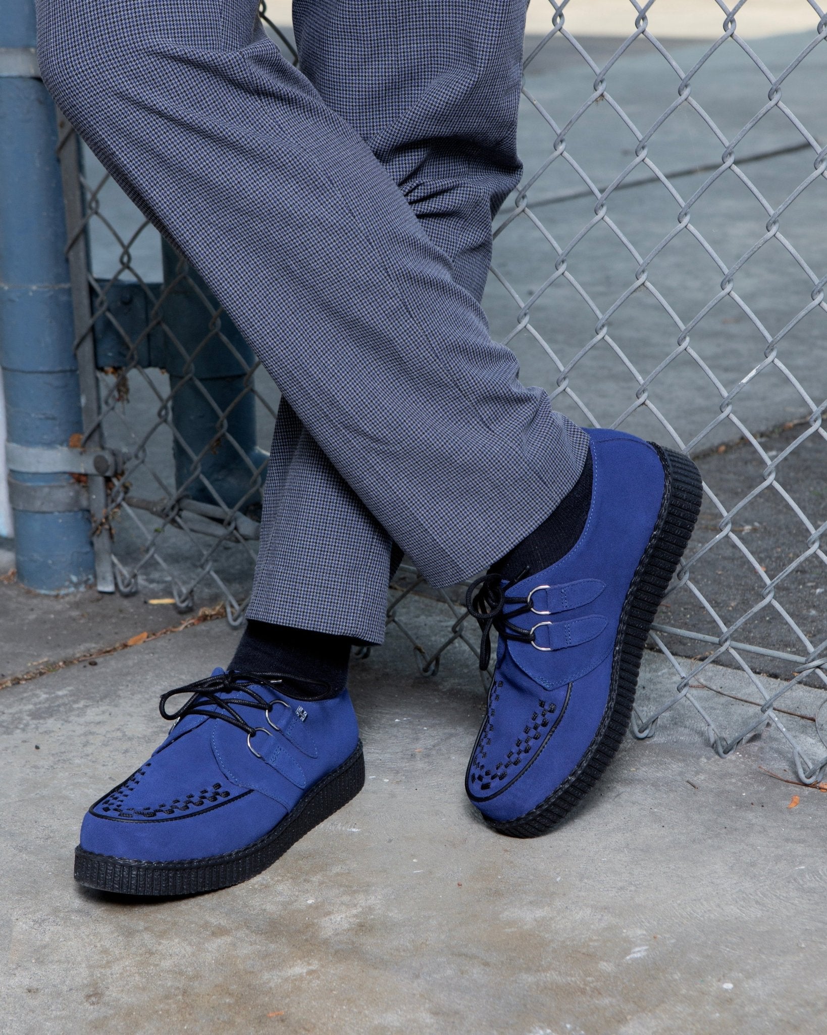 F3416 Navy Suede Viva Low creeper