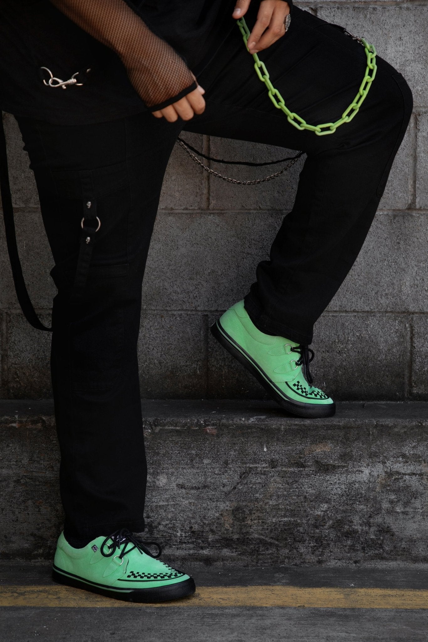 A3397 Neon Green Suede Creeper Sneaker