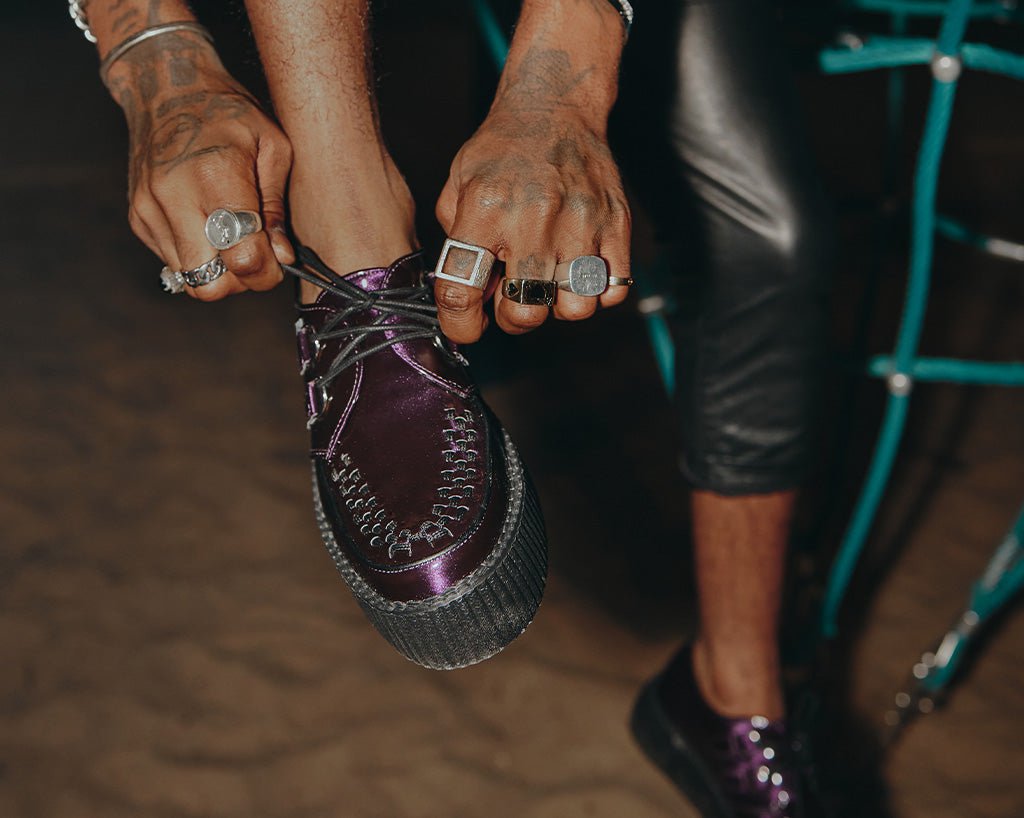 V3200 Purple Metallic Viva Mondo Creeper
