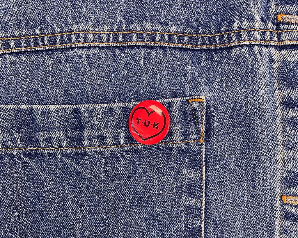 P0082 Red Heart Pin P0082-OS