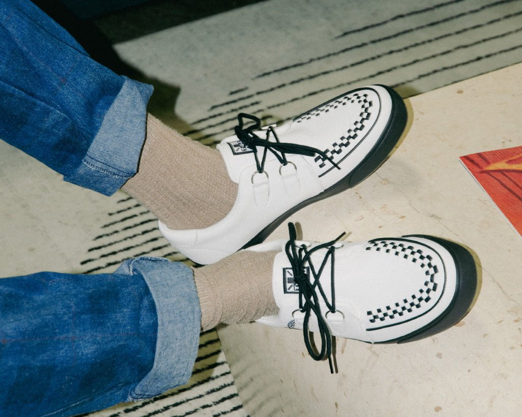 A9179 White Leather D-Ring Sneaker