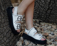 V3345L White TUKskin Flat Stud Viva Mondo Sandal