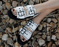 V3345L White TUKskin Flat Stud Viva Mondo Sandal