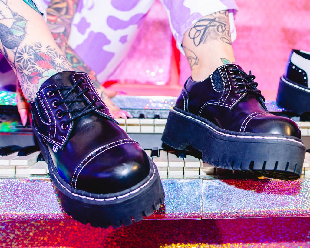 Black Burnished Contrast Stich Double Decker Brogue