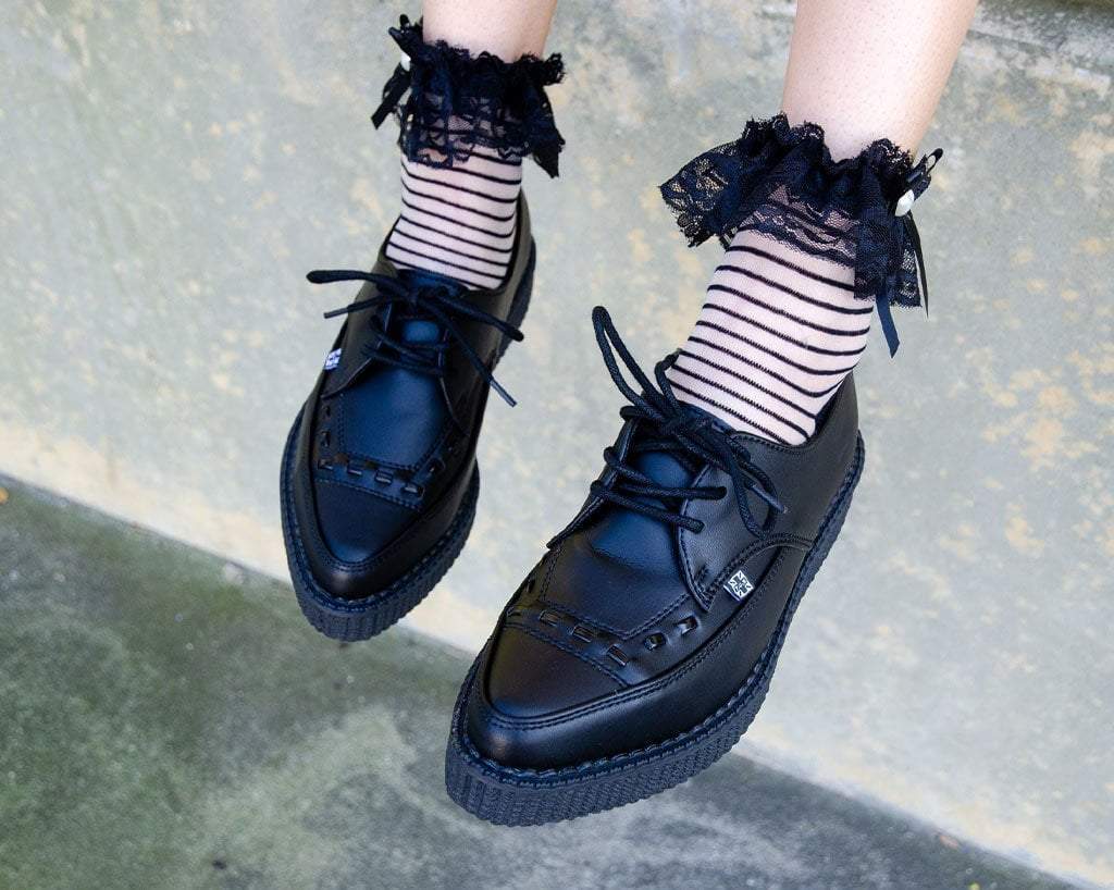 Black Leather Lace Up Pointed Creeper - T.U.K. Shoes