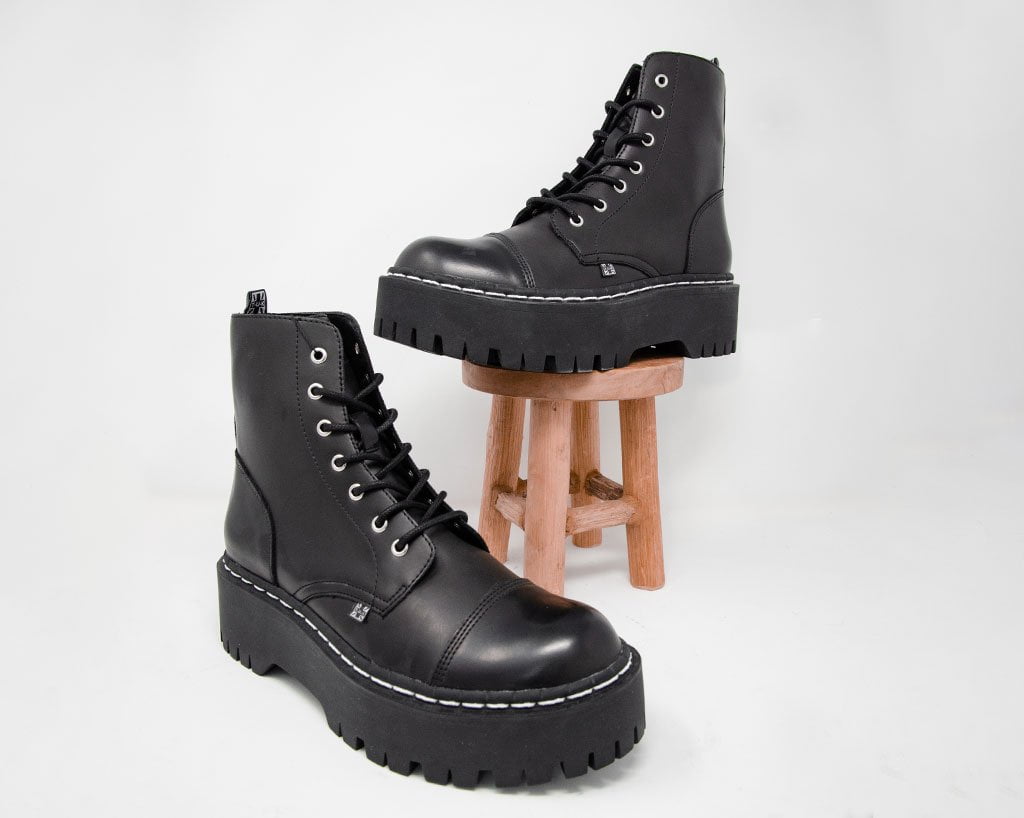 A9890 Black 7-Eye Double Decker Boot
