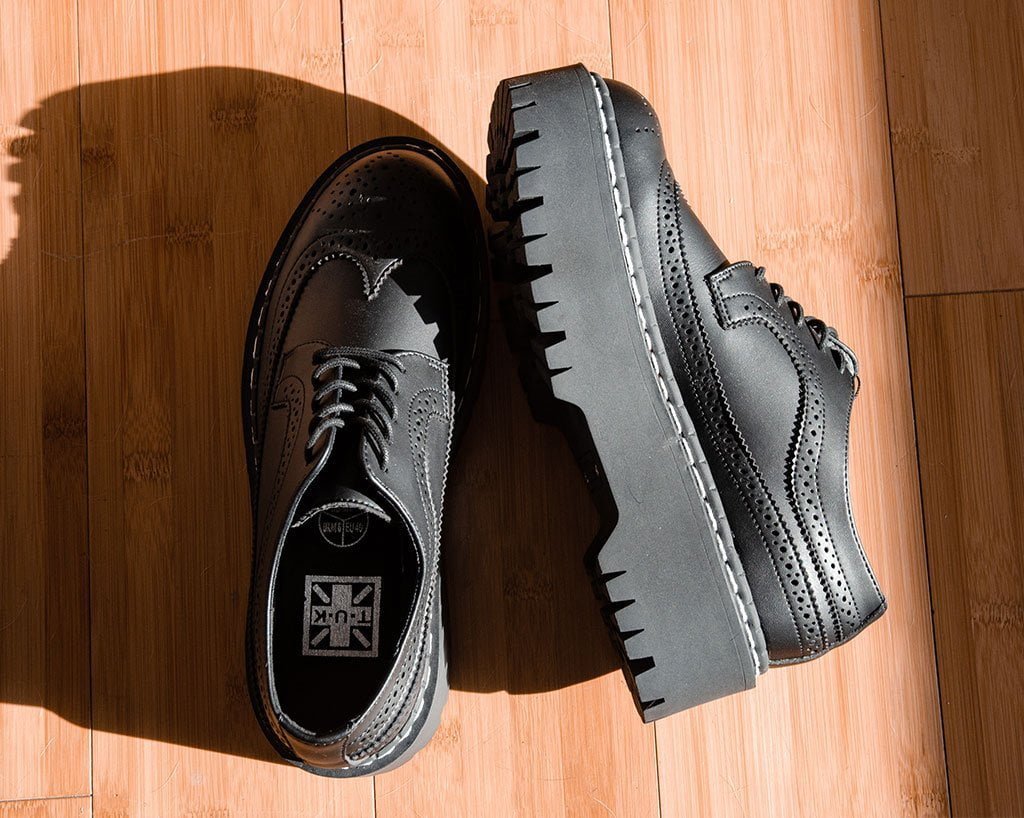 A9884 Black Double Decker Brogue