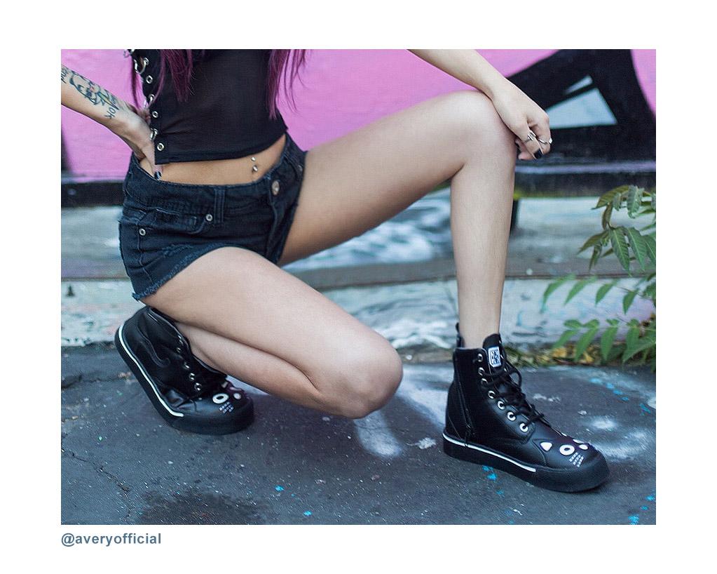 A6570L Black Kitty Sneaker Boot