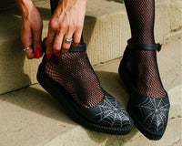 A9944L Black Pointed Spiderweb Glow Sandal