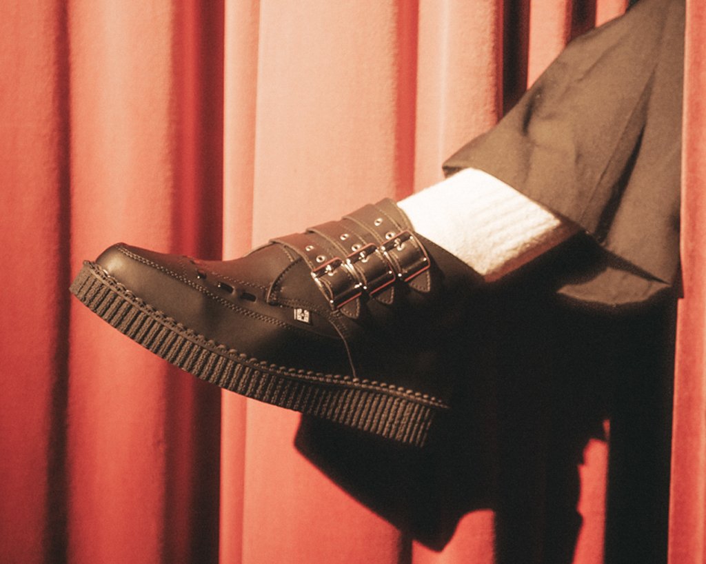 Black TUKskin™ 3 - Buckle Pointed Creeper Boot - T.U.K.A9325-03