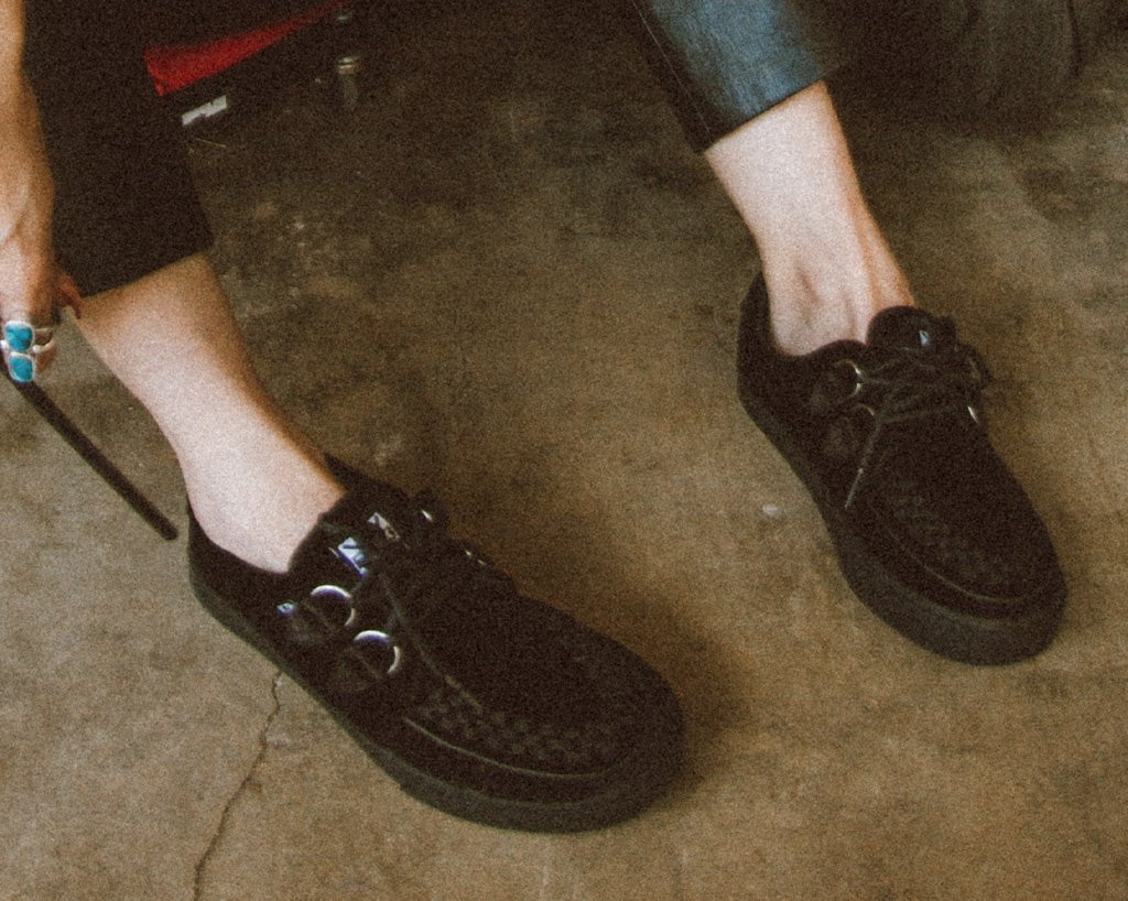 A9983 Black Velvet D-Ring Interlace Sneaker
